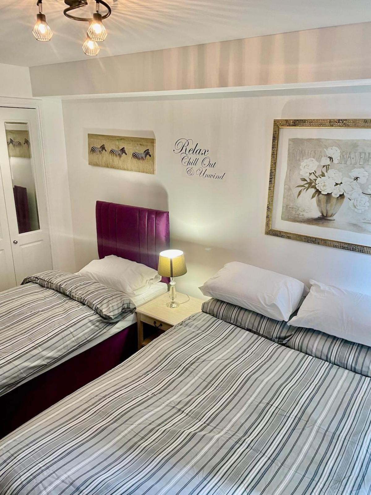 3 Beds,2 Bedroom Cosy Near Centre